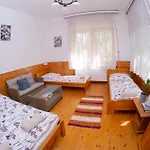 Vicze Apartmanhaz Siófok
