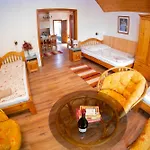 Vicze Apartmanhaz 3* Siófok