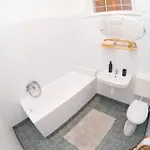 Vicze Apartmanhaz Guest house Siofok