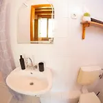 Vicze Apartmanhaz Guest house