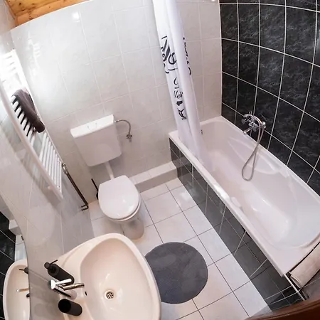 Vicze Apartmanhaz Гостевой дом