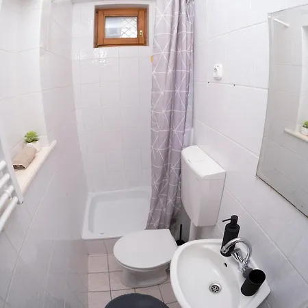 Гостевой дом Vicze Apartmanhaz Шиофок