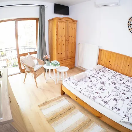 Vicze Apartmanhaz 3* Siófok