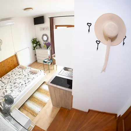 Vicze Apartmanhaz 3* 希欧福克