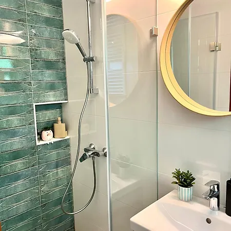 Vicze Apartmanhaz Guest house