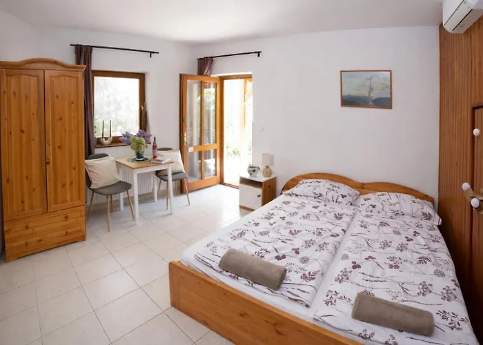 Konukevi Vicze Apartmanhaz