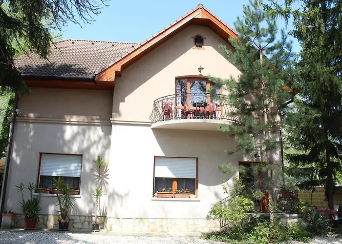 Konukevi Vicze Apartmanhaz 3*